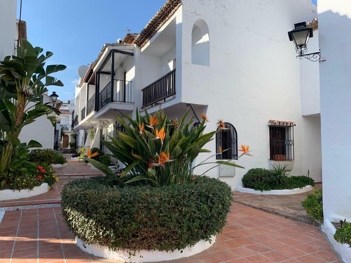 Casa Maria Villa เนร์คา ภายนอก รูปภาพ